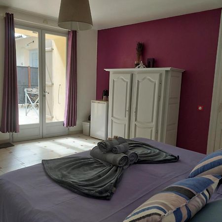 Mas Des Cigognes Bed & Breakfast Le Thor Dış mekan fotoğraf