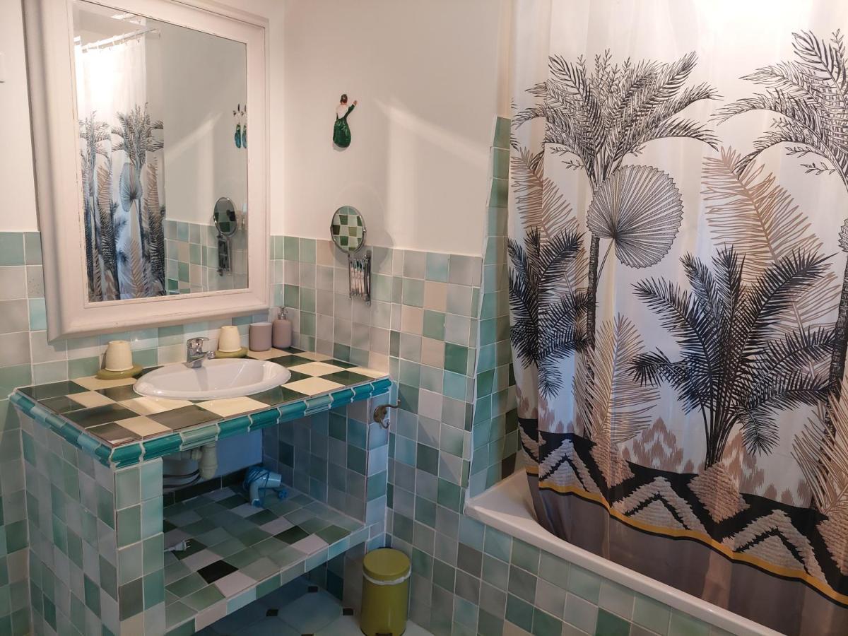 Mas Des Cigognes Bed & Breakfast Le Thor Dış mekan fotoğraf